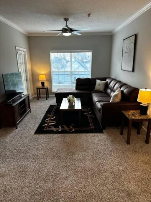 Extravagant 2 Br/2 Ba Apartment Savannah Buitenkant foto